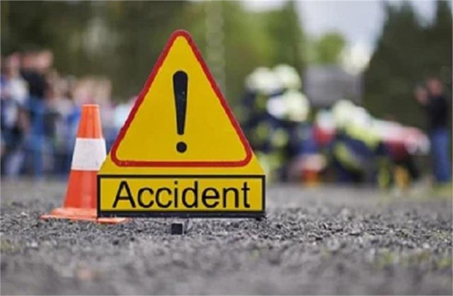 deoria two dead one injured bike collision
