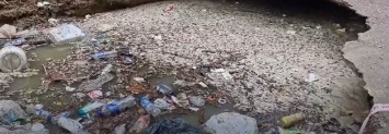 road caved in uttam nagar